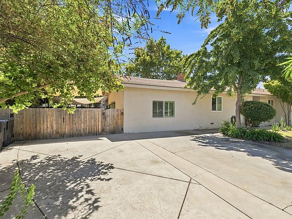 3rd image of 1338 N Mooney Boulevard