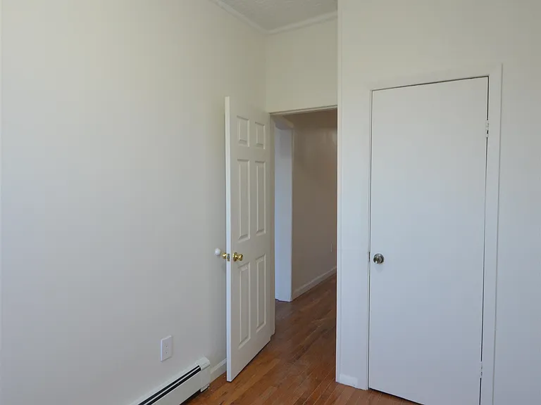 241 Randolph Ave #2 — Photo 18