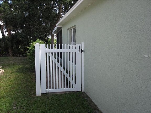 2nd image of 6920 Crown Lake Dr