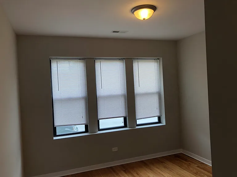 2440 W North Shore Ave #2 — Photo 6