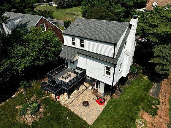 4th image of 3816 Cambria St