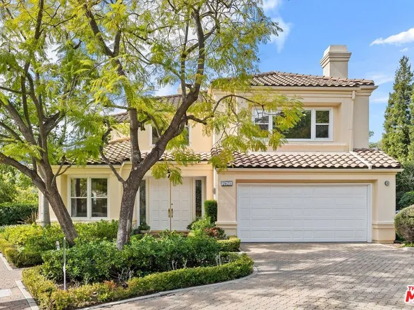 2423 N Claygate Ct, Los Angeles, CA 90077