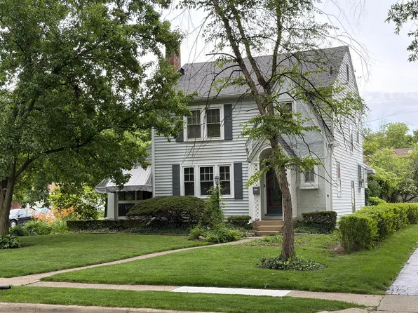 944 S Cassingham Rd, Bexley, OH 43209