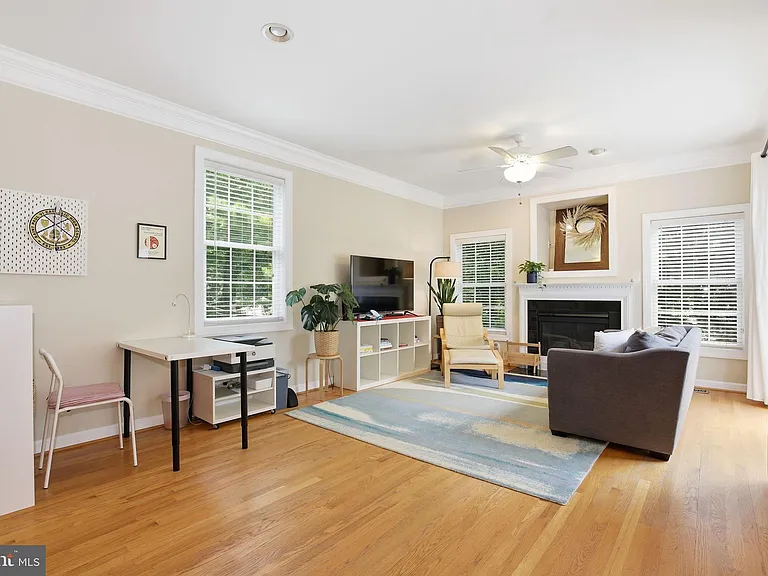 3826 Elmwood Towne Way — Photo 5