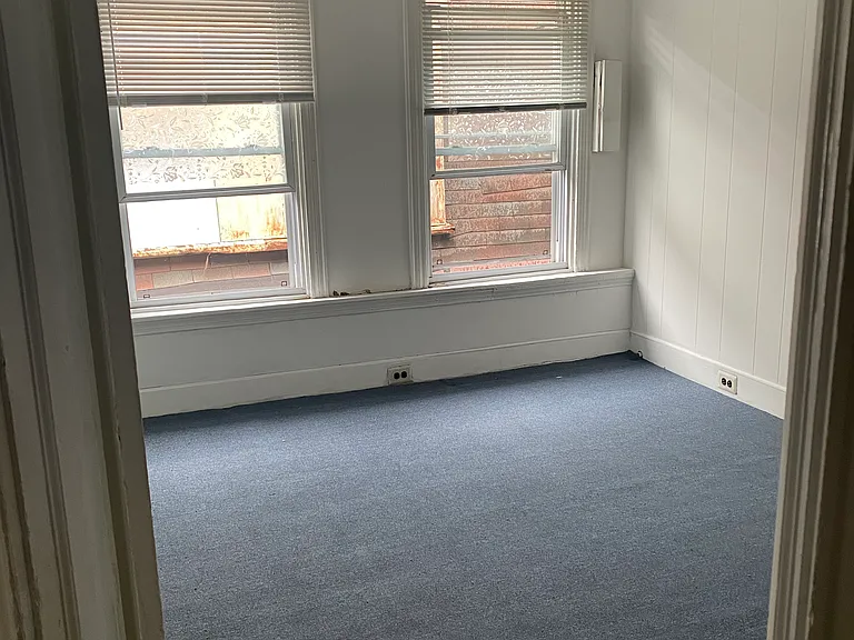 4825 Cedar Ave #3 — Photo 6