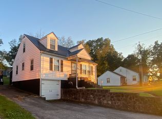 2406 Broad St, Bristol, TN 37620