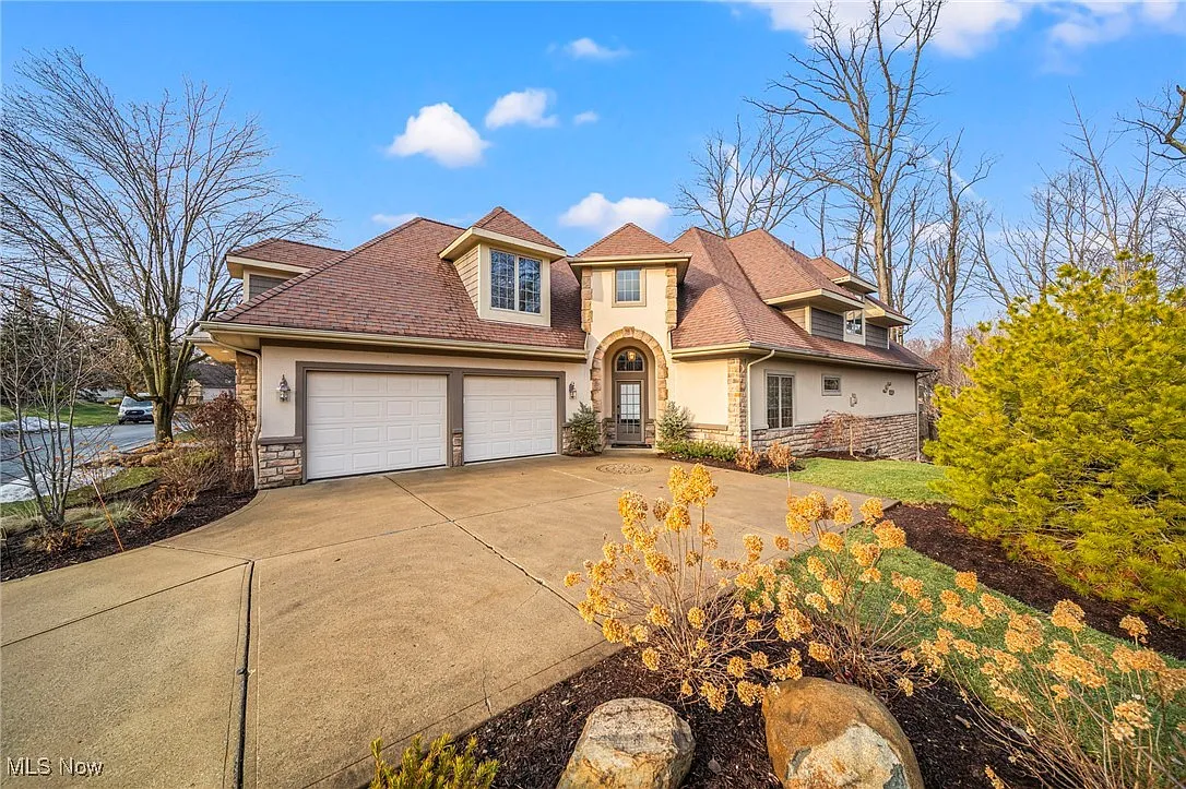 11195 Caddie Ln photo 1
