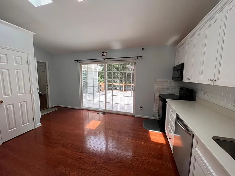 5312 Rea Rd — Photo 12