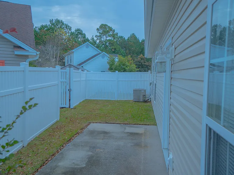 156 Marsh Rabbit Dr — Photo 17
