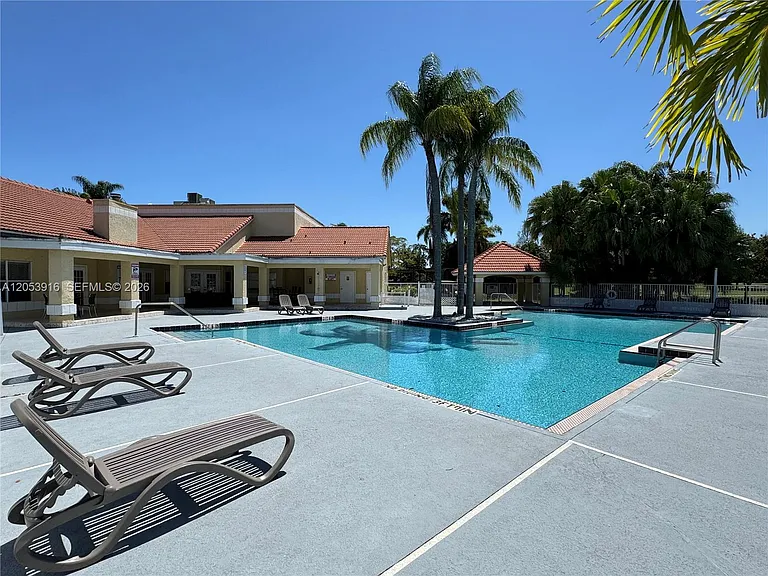 417 Vista Isles Dr #2324 — Photo 22