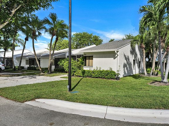 4th image of 100 Sunshine Boulevard