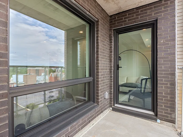 265 Rideau St — Photo 9