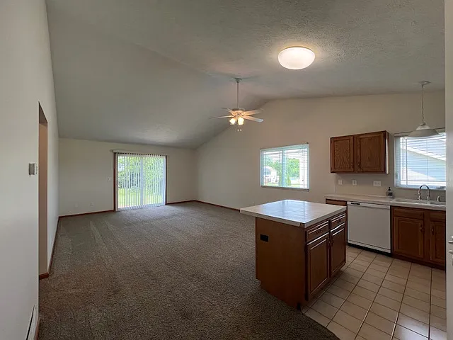 6903 Hanna Lake Ave SE — Photo 5