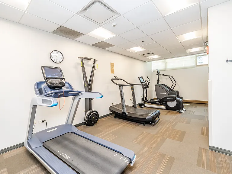 21 E Huron St #1207 — Photo 48