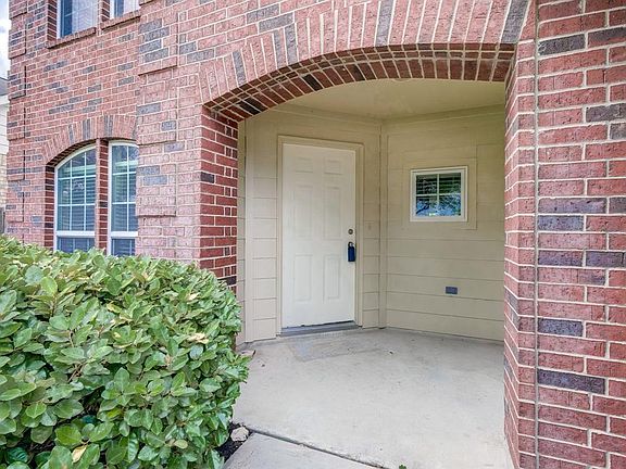 5th image of 12914 Schiller Park Ln