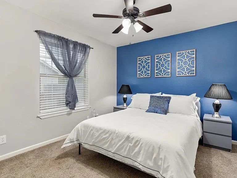 1303 General Bragg St — Photo 4