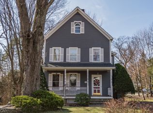 29 Ivers Rd, Allendale, NJ 07401