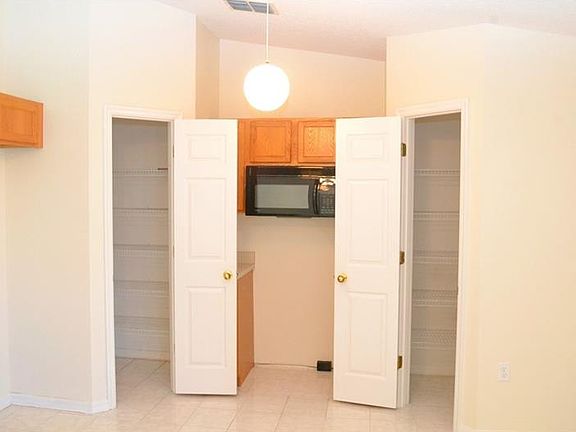 4th image of 12741 Lake Vista Dr