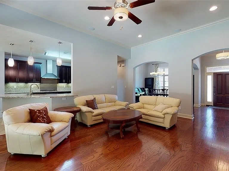 9131 Thetford Way — Photo 5