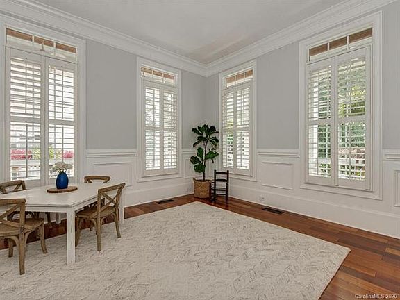 4th image of 670 Vendue Pl