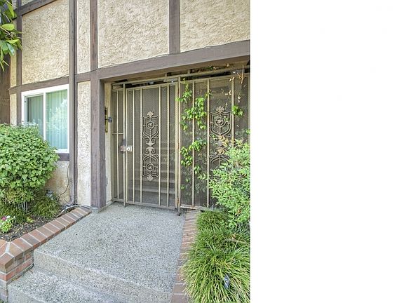 3rd image of 5500 Lindley Ave Unit 203