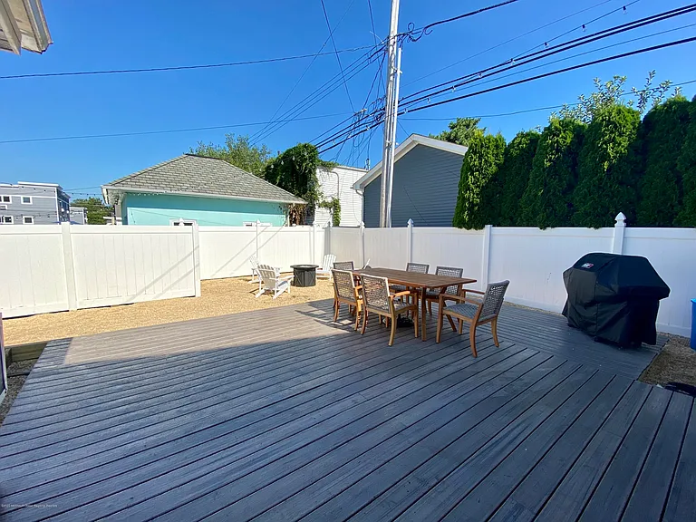 402 A St #DOWNSTAIRS — Photo 18