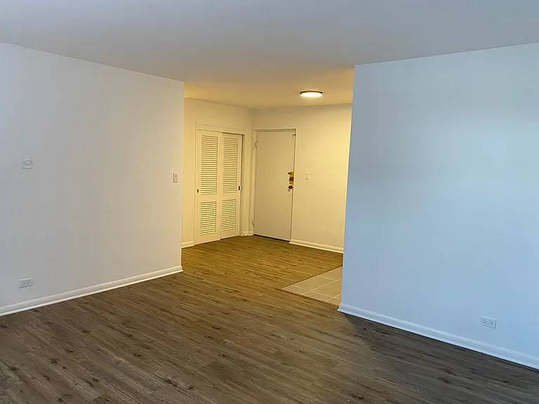 720 Washington Blvd — Photo 16