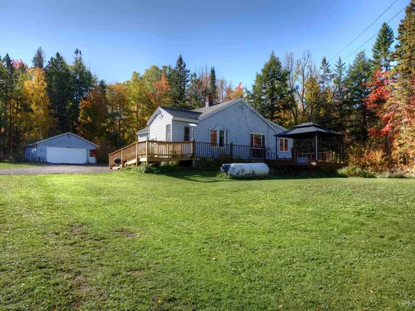 E2794 Lake Rd, Ironwood, MI 49938