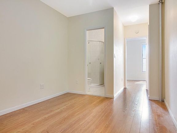 2nd image of 249 23rd St APT 1L