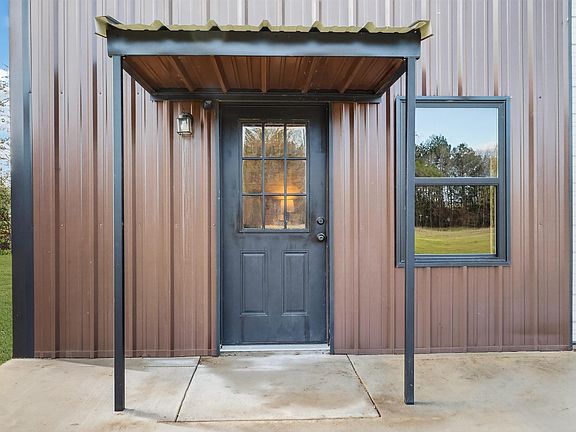 2nd image of 1470 Driskell Bridge Rd