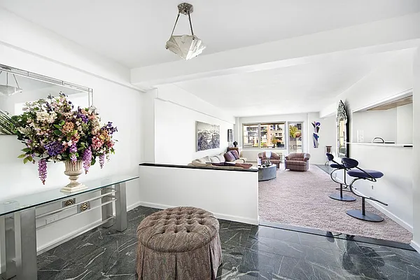 Sold by Stribling | media 11