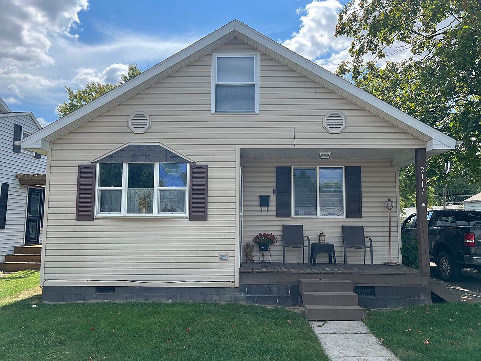 1st image of 2117 Fairmont Ave