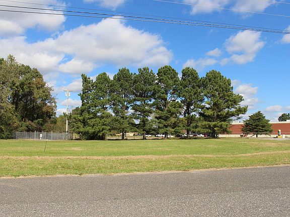 2nd image of 39 Parker Dr