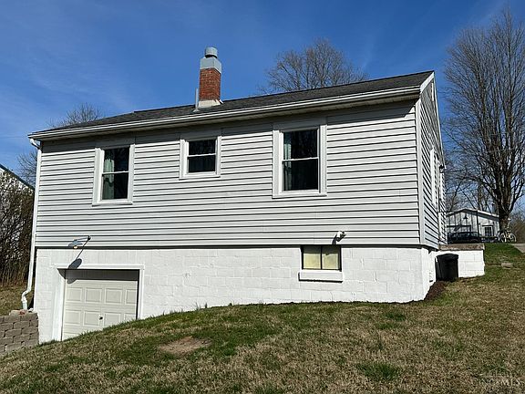 3rd image of 16 Highland Dr