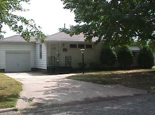 810 B St NW, Miami, OK 74354