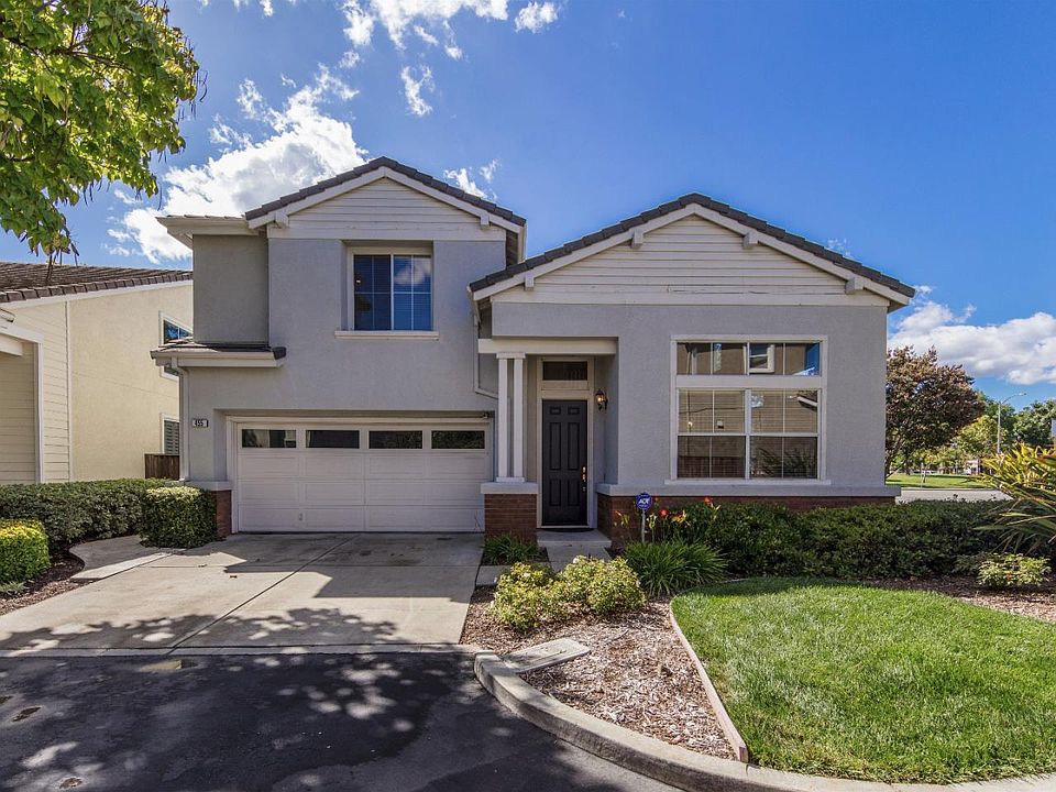1st image of 455 River Rock Ct