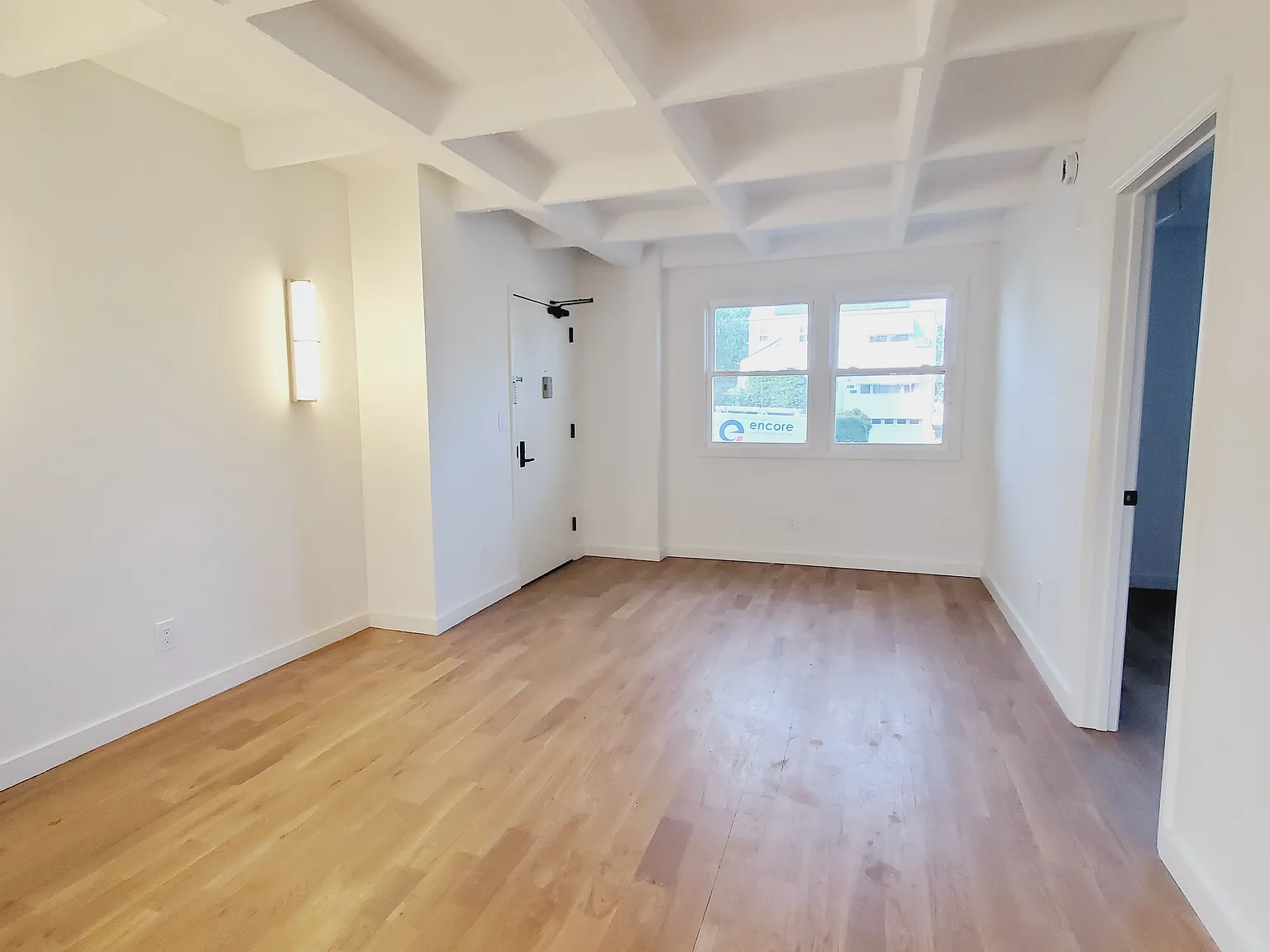2 bed, 800 sqft, $2,800 — Photo 3