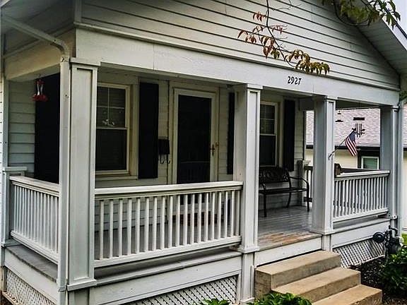 2nd image of 2927 Renick St