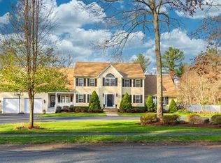 1 Jennifer Ln, Lakeville, MA 02347