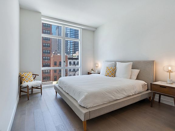 5th image of 305 E 51st St APT 4H