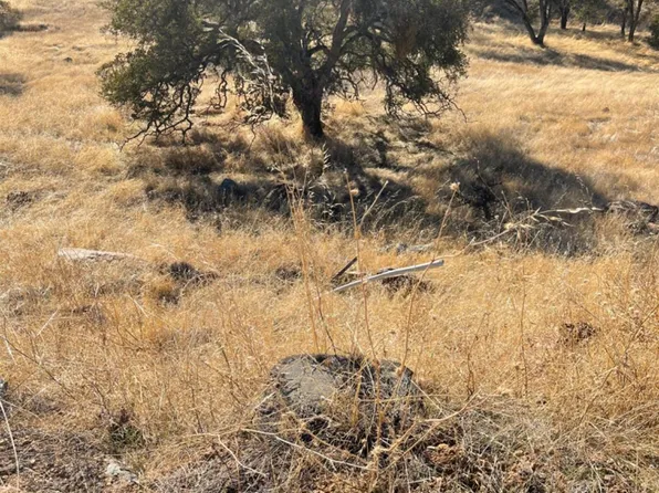 9493 Lazo Way, La Grange, CA 95329