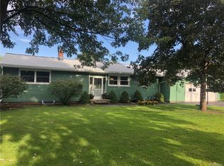 4919 Ledge Ln, Williamsville, NY 14221