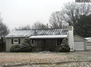 4105 Riverside Dr, Lorain, OH 44055