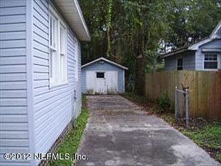 2nd image of 3124 Home Park Cir S