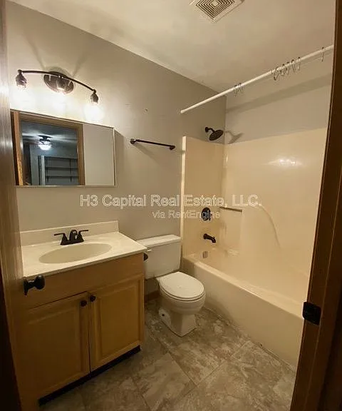 2 Innsbruck Ln — Photo 9