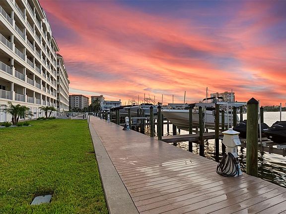 5th image of 17717 GULF BOULEVARD #604