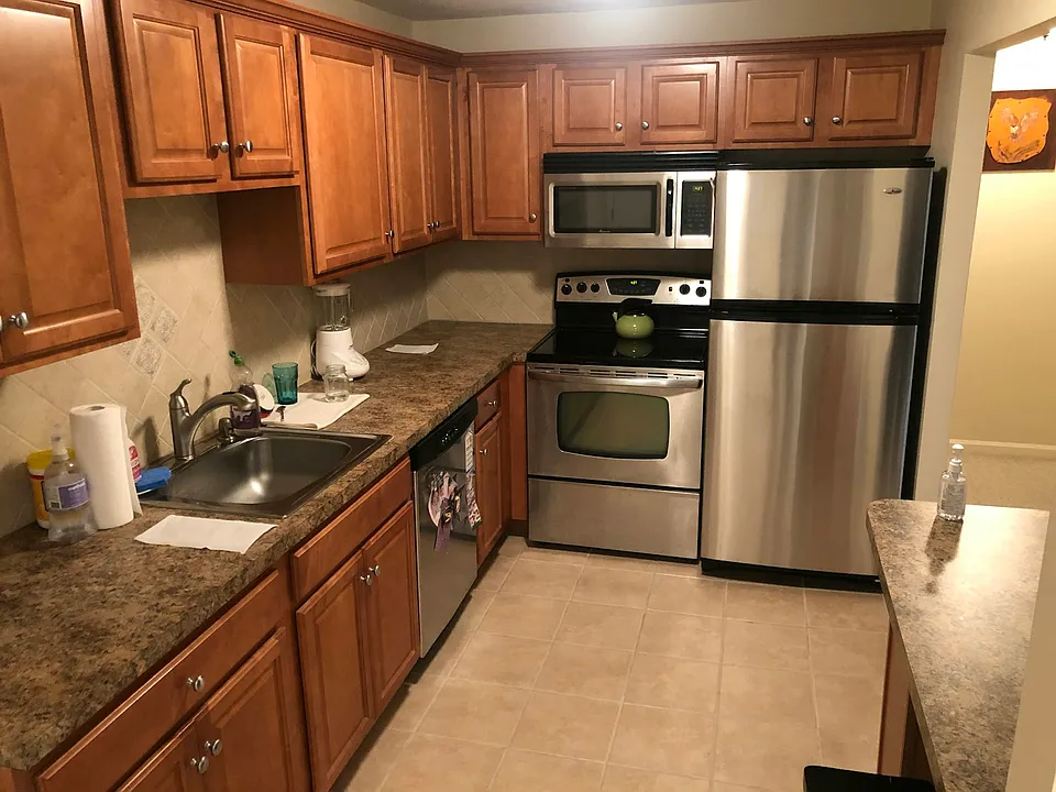 400 New River Rd #308