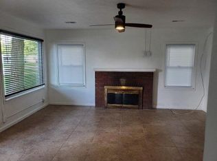 3226 E Enos Ave, Springfield, IL 62702