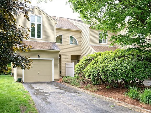 2nd image of 116 Broadmeadow St #116A