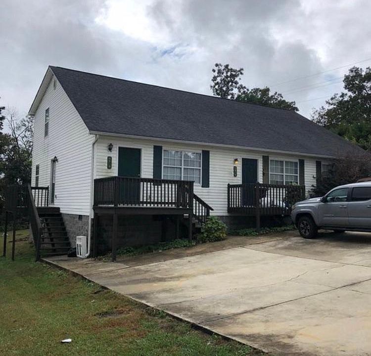 1st image of 1498 Redwood Dr NE
